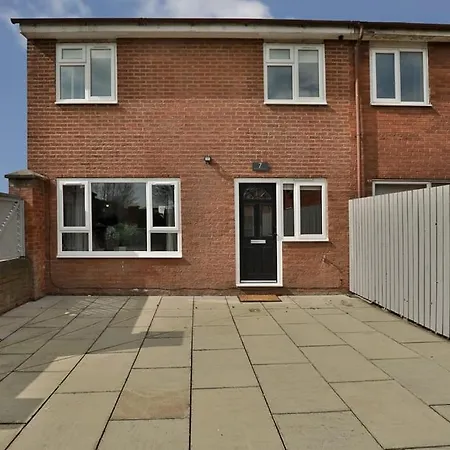 Free Parking The Quays- Sleeps 8 By Genesis Living *