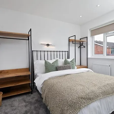 Free Parking The Quays- Sleeps 8 By Genesis Living Manchester