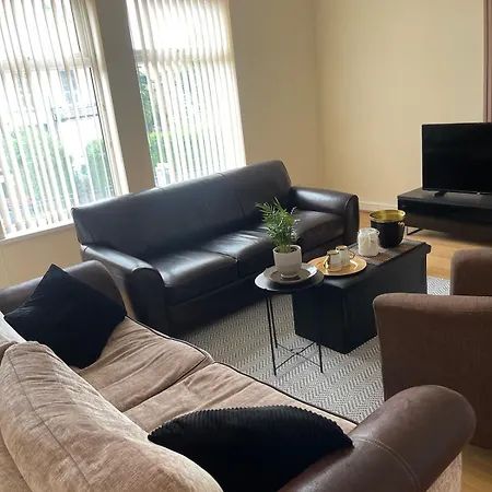 アパート Large 1-bed - Close To Old Traff マンチェスター