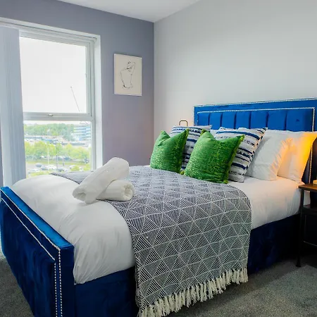 Coop Live Etihad Luxury Pad * Manchester