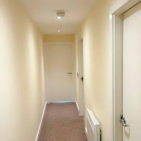 شقة Mosh Hulme 4*