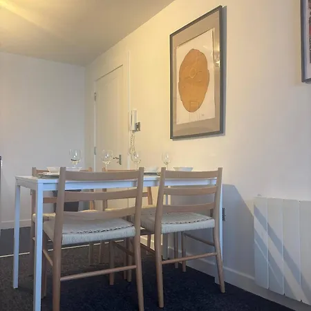 Apartment Deluxe Double Parking Manchester