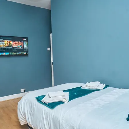 2dbed Close To Etihad Coop Live Manchester