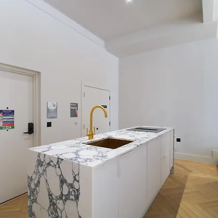 Blanco At The Heim Residences Apartment *