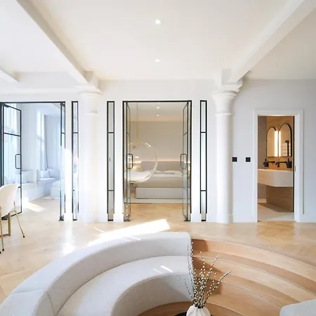 Blanco At The Heim Residences Apartment