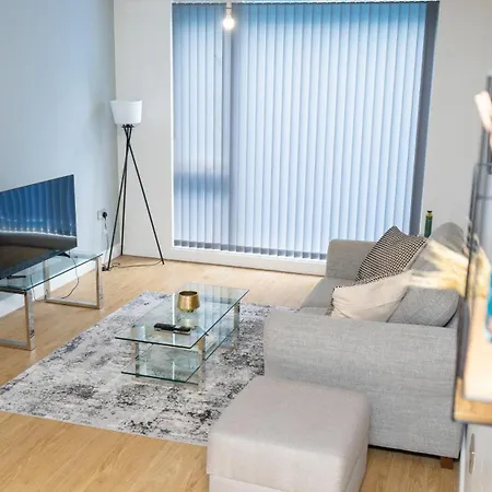 Elegant 1-bed By Victoria Stn & Ao Arena-sleeps 4 Manchester