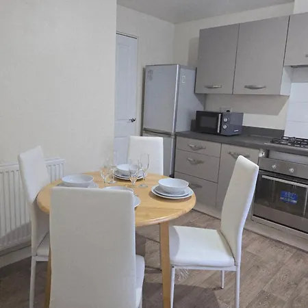 Holiday home Lawnswood *