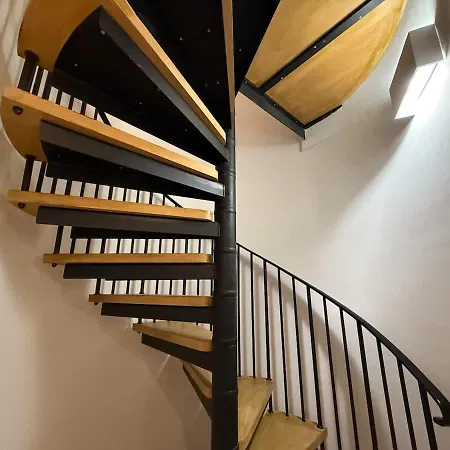 Centre