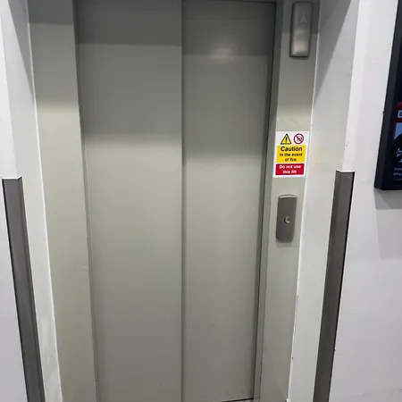 Apartamento Centre Flat Available For Bookings Of 2 Weeks Or Manchester