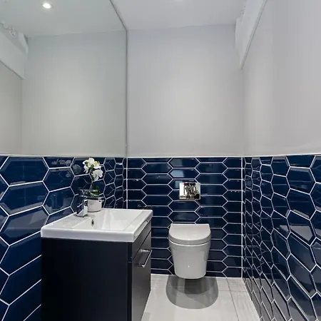 Unique Centre Luxury Three Bed Manchester