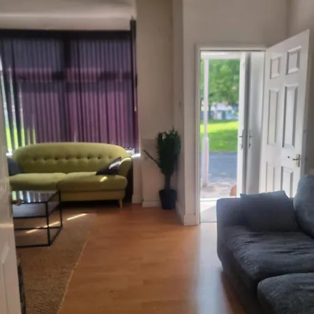 3br Sleeps 10 Walk To Alex Park Ferienhaus *