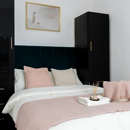Holiday home Cozy And Spacious Rest Work And Retreat In *