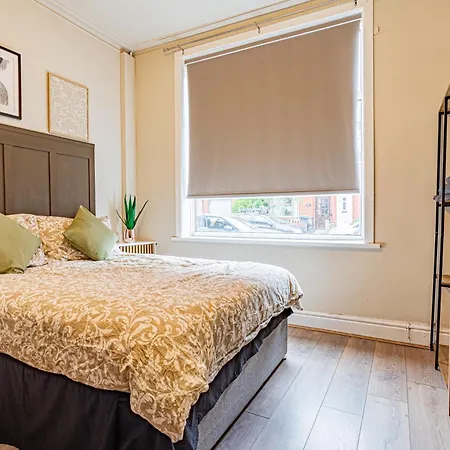Beautiful Flat - Great Location - Perfect For Long Apartman
