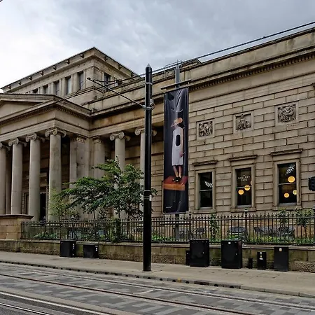 View - Free Parking - Sleeps 6 - Near Centre - By Nmb Manchester