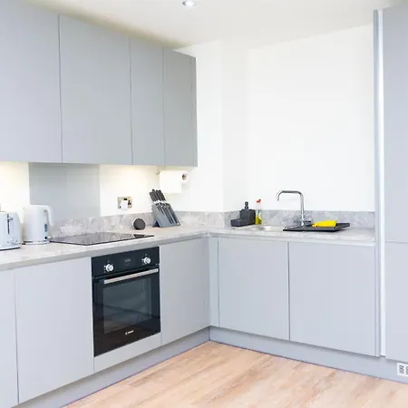 Apartamento Luxe In M1 With Pool, Gym &