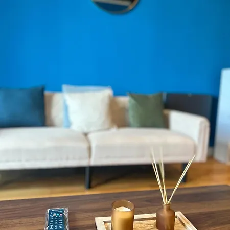 Modern Next To Ao Arena - Parking - Local Attractions