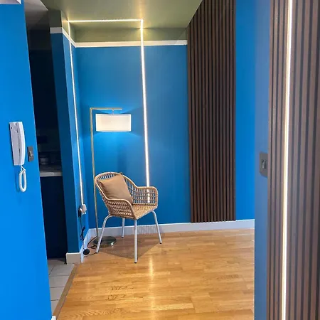 Spacious - Parking - Next To Ao Arena - Local Attraction & Transport Links Appartement *