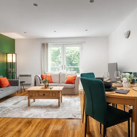 公寓 2 Bedroom Flat Near Old Trafford *