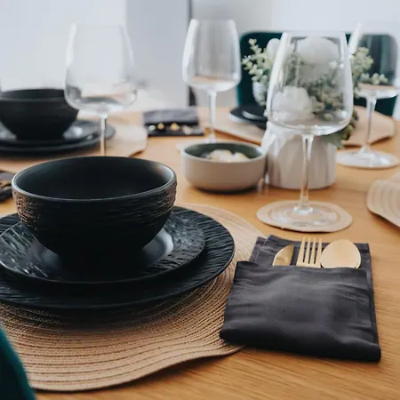 2 Bedroom Flat Near Old Trafford 公寓