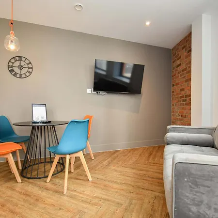 Apartment Spacious 2bed Flat W Security *