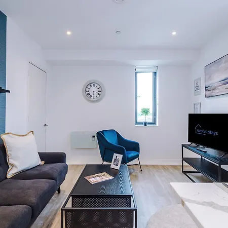 شقة Duplex In Salford, 2br&2ba, Full Kitchen