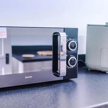 Prázdninový dům Spacious 3bed In Stretford, Sleeps 6, Parking Manchester