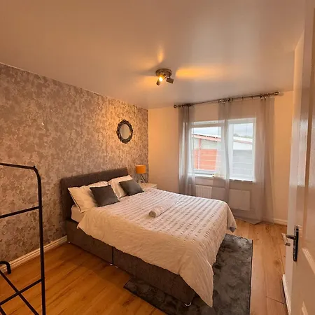 Stylish 4bd Townhouse - Centre - O2 Apollo * Manchester