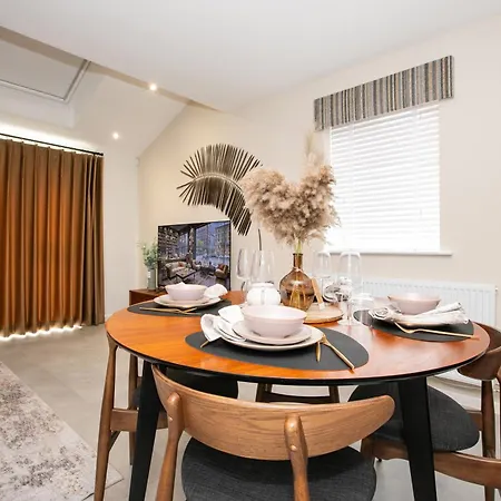 The Scenic Luxury House *