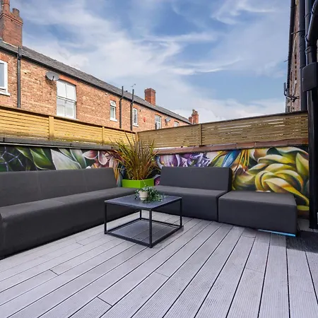 West Didsbury Retreat L Cinema L Sleeps 8 * Manchester