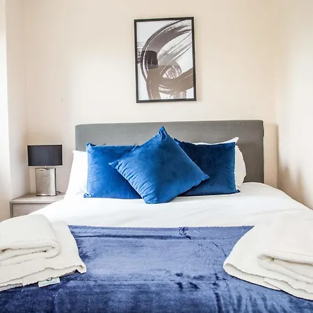 Apartment Spacious 2 Bedroom Manchester