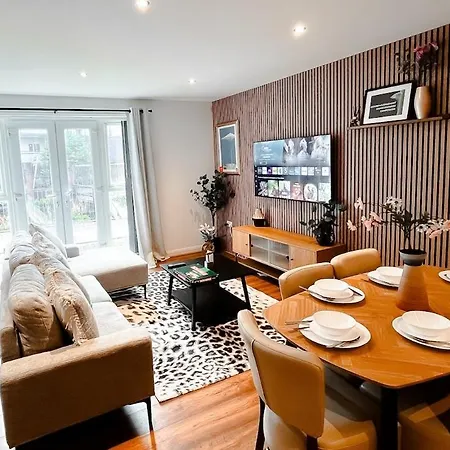 アパート Manchester Stays