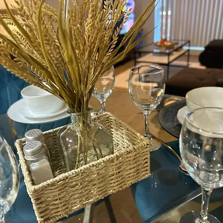 The Dyche - Spacious - Local Attractions Manchester