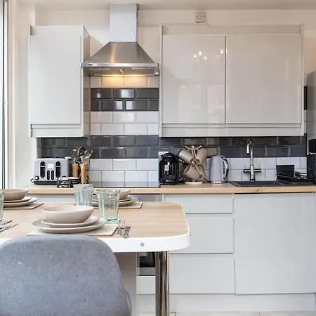 Appartement Sleeps 6 Stunning 2 Bed By Superhost *