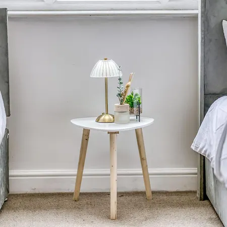 Apartamento Modern 2br With Free Parking Sleeps 8 Walk To Old Trafford