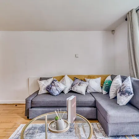 Modern 2br With Free Parking Sleeps 8 Walk To Old Trafford Mánchester