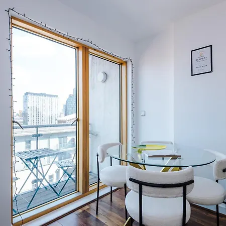 Elegant 2br Flat Near Northern Quarter Mánchester