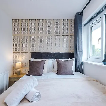 New! 2br With Parking, Near * Mánchester