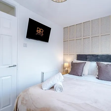 Сasa de vacaciones New! 2br With Parking, Near