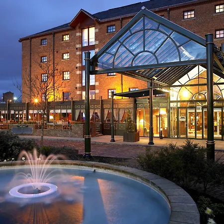 Отель Marriott Victoria & Манчестер