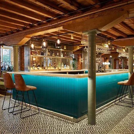 Marriott Victoria & Hotell