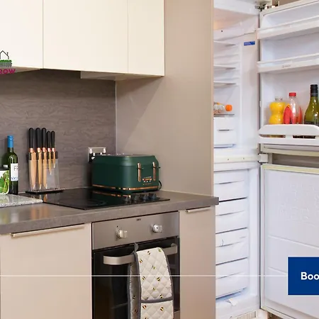 Lägenhet Premium Deals On Modern 2 -bed 2-bath For Movers & Pros By Hedgerow L Embrace Comfort And Ease With Our Inviting 2 Bedroom L Attractions Like Science And Industry Museum, Museum & Art Gallery Manchester