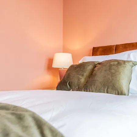 Modern House 2 Bedroom 5 Beds Nyaraló *