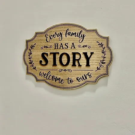 Apartment Stylish 1br Executive Bury With Kitchen And Wifi *