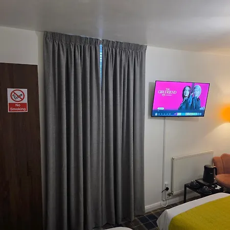 Metrostay בית הארחה 4*