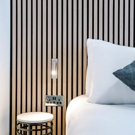 Minutes To The Coop Live Arena & Etihad Stadium - Free Parking W Ev Charger 맨체스터