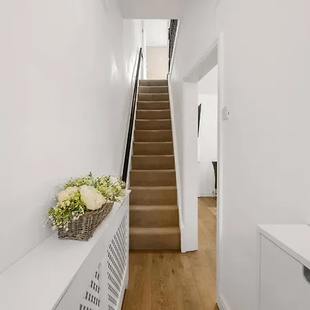 Bright And Cosy 3-bedroom Near - Free Parking - Sleeps 6 * Manchester