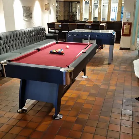 Beautiful 'mayfield' With Private Pool! Manchester