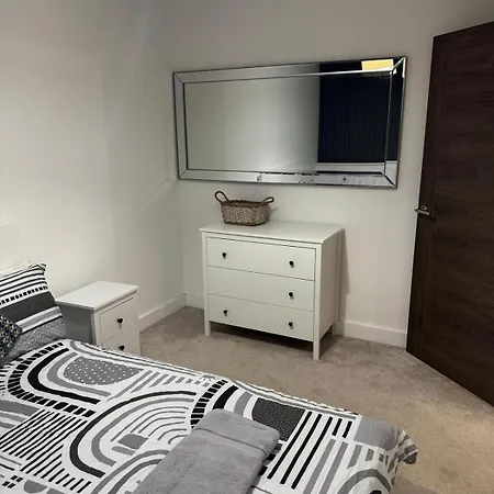 Lejlighed Elegant Near Stadium Free Parking *