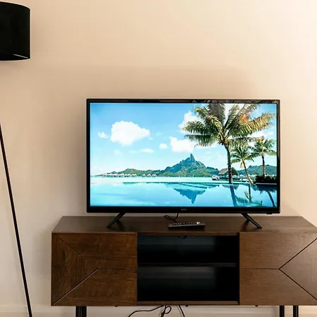 Contemporary 2bed Near Etihad Апартаменты Манчестер