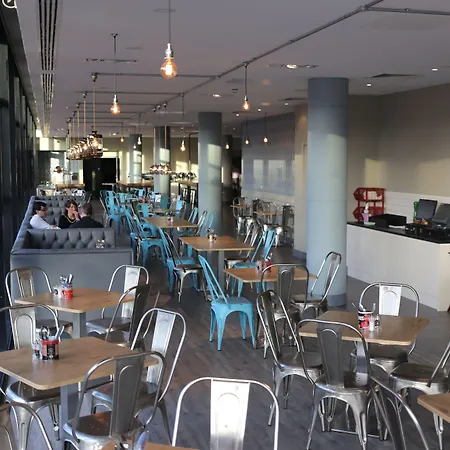 Radisson Centre, A Verified Net Zero 4* Manchester